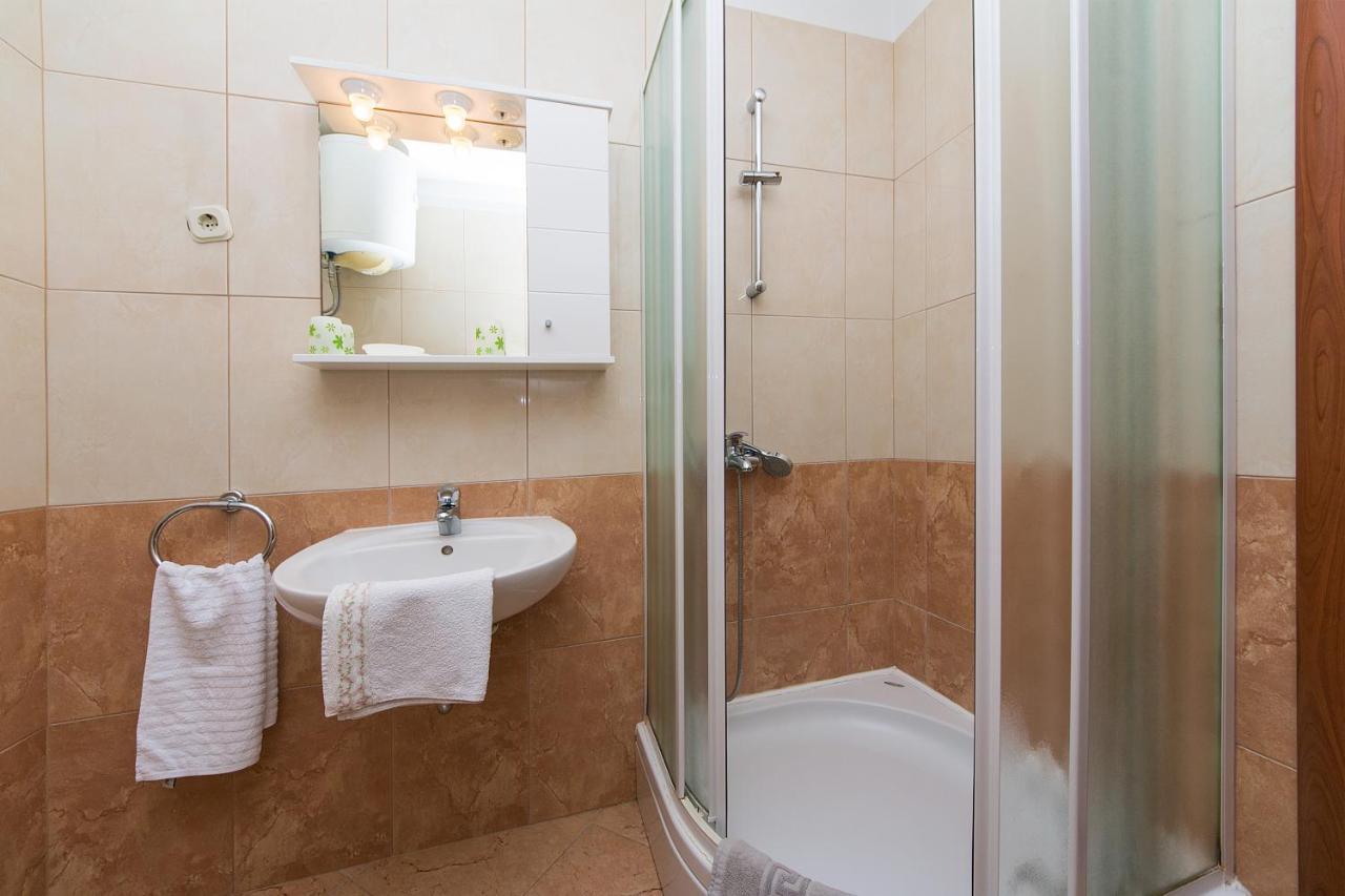 Apartments Sekulic Brela Εξωτερικό φωτογραφία
