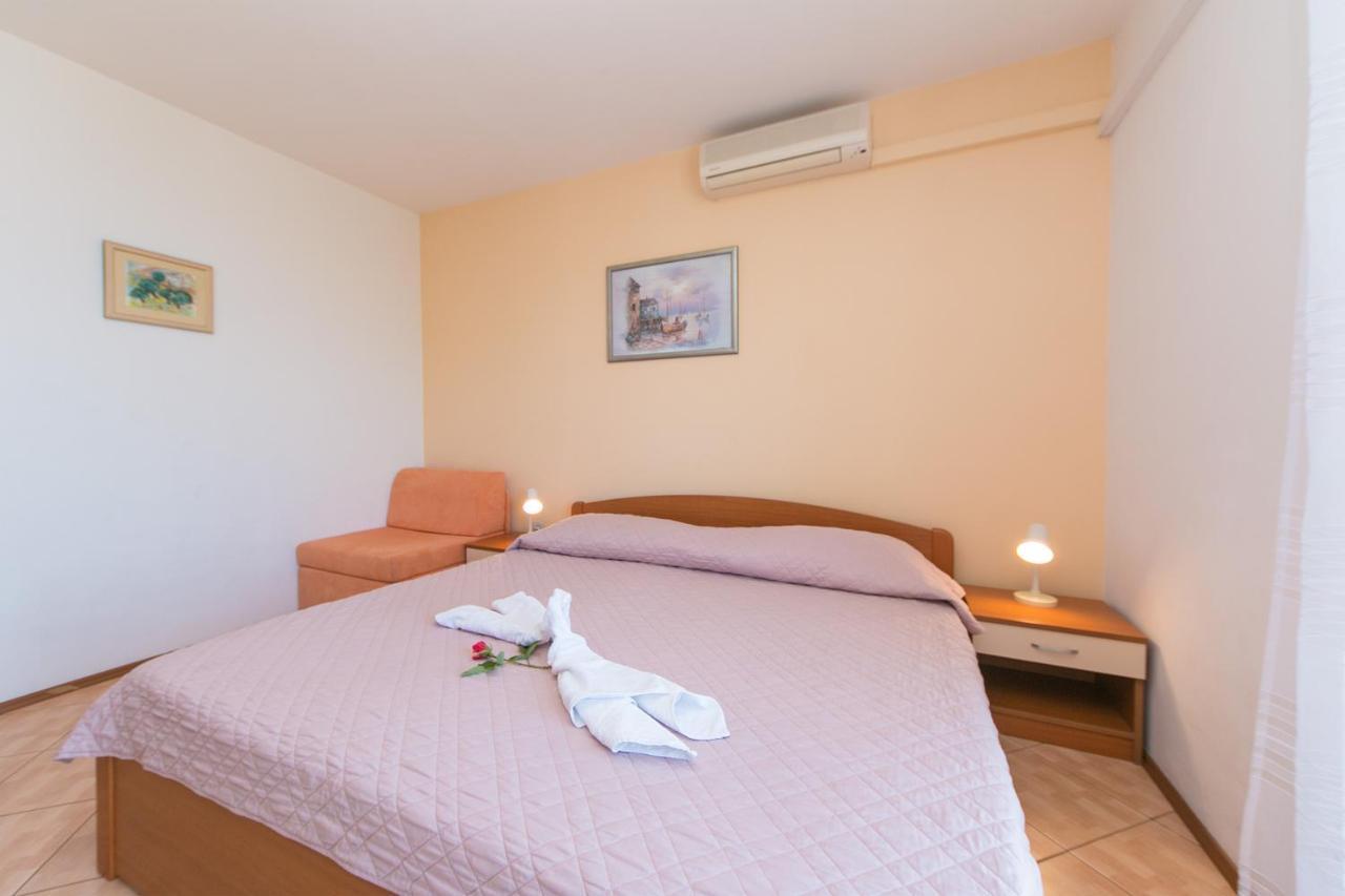 Apartments Sekulic Brela Εξωτερικό φωτογραφία